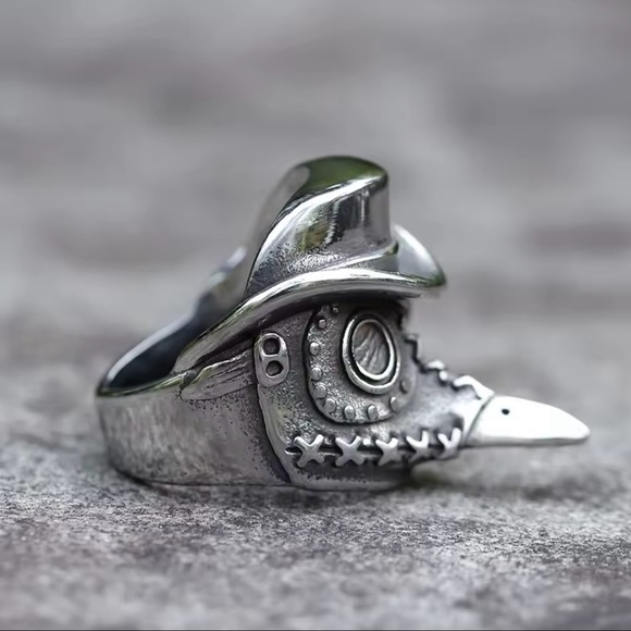 “Medico Della Peste” Plague Doctor Bird Beak Masquerade Steampunk Gas Mask Ring - Picture 4 of 7